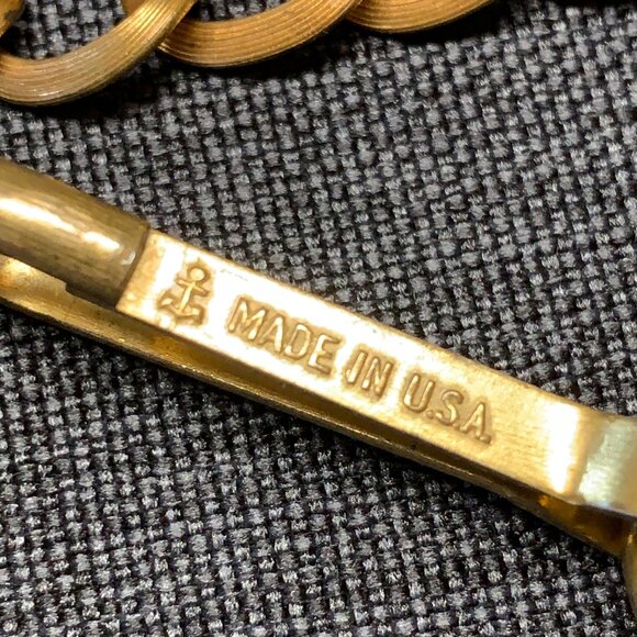 Vintage Brass Clip on Chain and Metal Medallion Pendant ~34 “USA - Picture 2 of 7